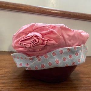GYMBOREE infant pink hat with raised rose flower. Gray border with pink flowers